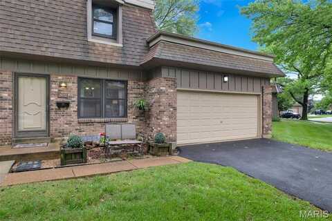 2457 Charente Drive, Maryland Heights, MO 63043