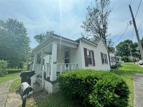 700 Blair Avenue, Belleville, IL 62220