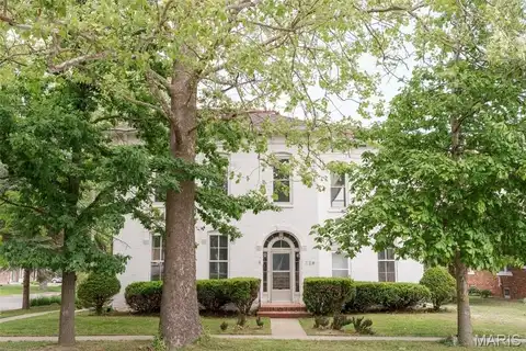 124 W Ross Street, Palmyra, MO 63461