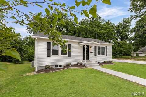 2315 Main Street, Alton, IL 62002