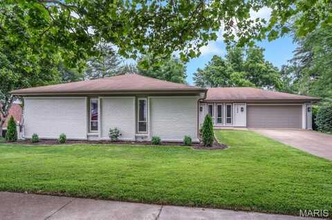 1254 Jade Wind Circle, Ballwin, MO 63011