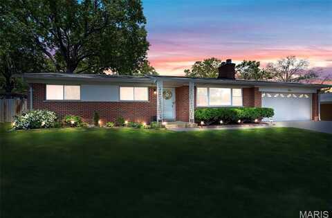 543 Larsen Lane, Crestwood, MO 63126