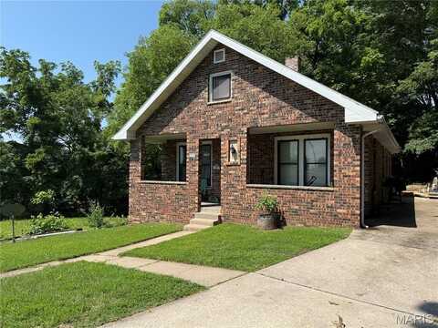 111 N Levering Avenue, Hannibal, MO 63401