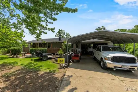 4131 Highway P Highway, Perryville, MO 63775