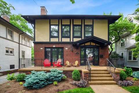 6931 Amherst Avenue, University City, MO 63130