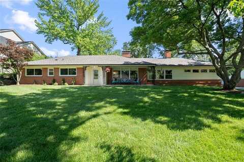 21 Beaver Drive, Creve Coeur, MO 63141
