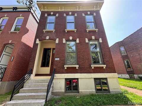2262 S Jefferson Avenue, Saint Louis, MO 63104