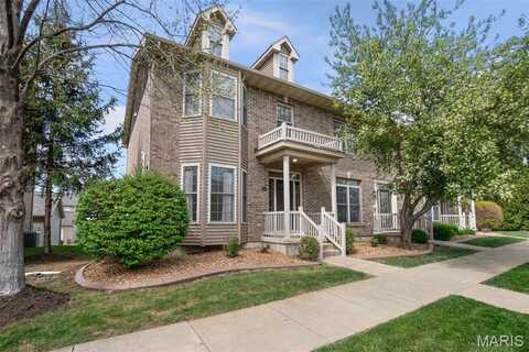 520 Queens Court Place, Saint Peters, MO 63376