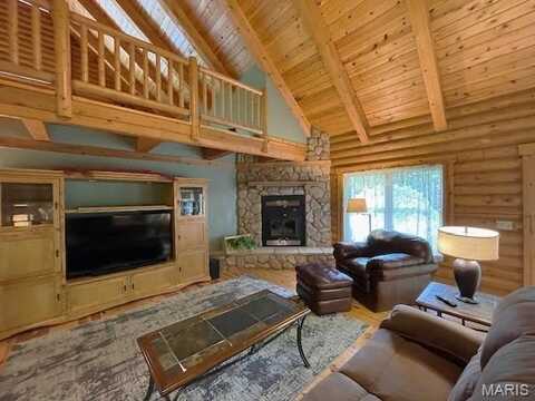 577 Schluersburg Road, Augusta, MO 63332