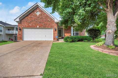 28 Eagle Cove Lane, Saint Charles, MO 63303