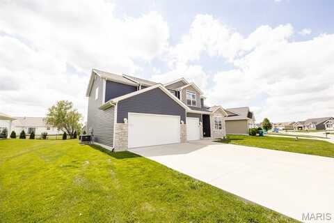 135 Reagan Drive, Troy, IL 62294