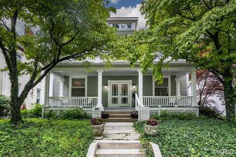 1113 State Street, Alton, IL 62002