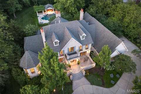 135 Ballas Court, Town and Country, MO 63131