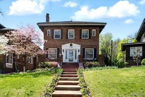 7720 Country Club Court, Clayton, MO 63105