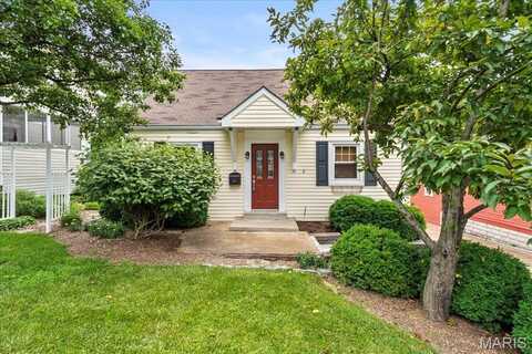 332 Caroline Avenue, Kirkwood, MO 63122