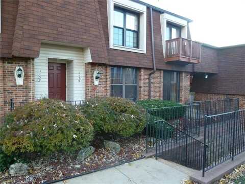 1133 Appleseed Lane, Saint Louis, MO 63132