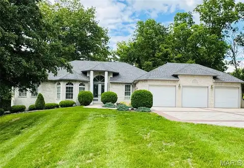 2700 Hyacinth Avenue, Hannibal, MO 63401