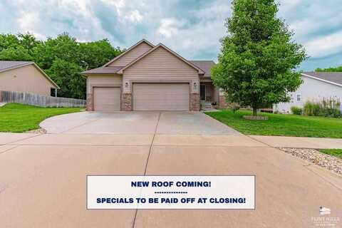 409 Stone Grove Drive, Manhattan, KS 66503