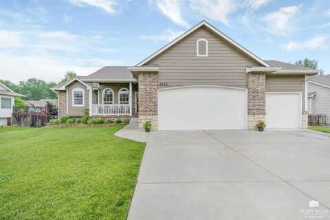 5032 Bramblewood Drive, Manhattan, KS 66503