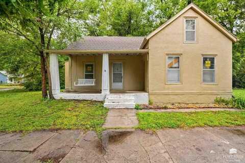 318 S 5th Street, Manhattan, KS 66502