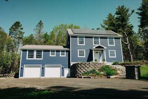 213 South Road, Holden, ME 04429