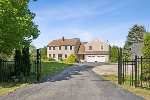 210 Main Street, Cumberland, ME 04021