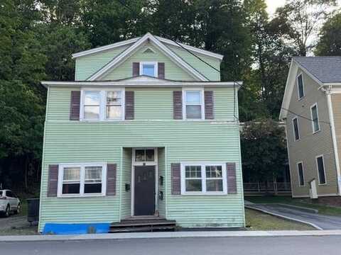 13 Pine Street, Rockingham, VT 05101