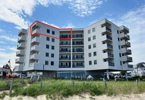 1 Cleaves Street, Old Orchard Beach, ME 04064