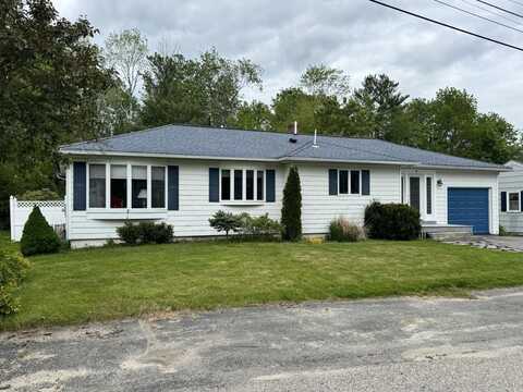 10 Goulet Street, Lewiston, ME 04240
