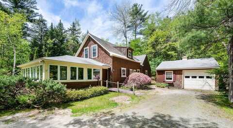 1580 Little Sunapee Road, New London, NH 03257