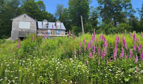 104 Johnny Cake Hill Lane, Readsboro, VT 05350