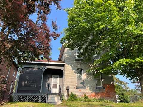 332 BOWMAN ST, Mansfield, OH 44903