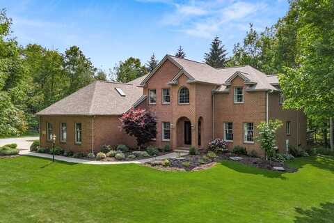 2313 Woodland Park Drive, Ontario, OH 44903