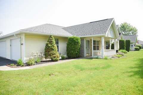 642 Villa Drive, Ontario, OH 44906