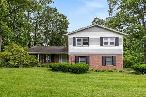 2055 Random Dr., Mansfield, OH 44904