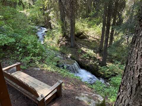 24 Wapiti Drive, Cascade, ID 83611