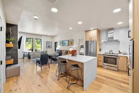 720 Village Drive unit: 302, Donnelly, ID 83615