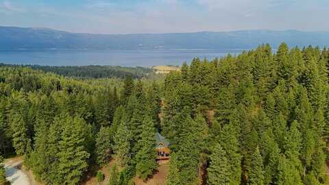 1650 Crown Point Parkway, Cascade, ID 83611