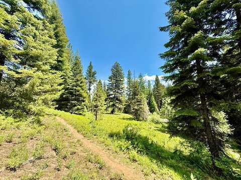 201 Discovery Drive, Donnelly, ID 83615