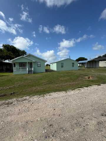 37 Mollnar, Palacios, TX 77465