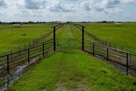 1901 FM1862, Blessing, TX 77419