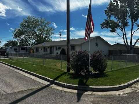 801 Smith St, Alturas, CA 96101