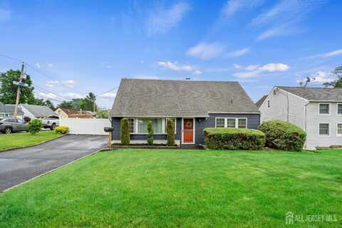 6 Linda Avenue, Colonia, NJ 07067