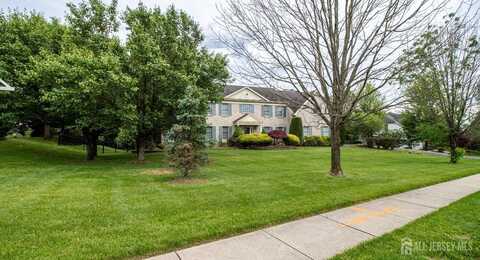 1 Saddle Court, Monroe, NJ 08831