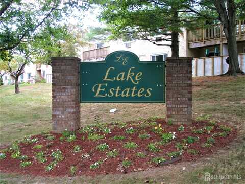 9 Lake Avenue, East Brunswick, NJ 08816