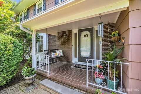 10 Margie Road, East Brunswick, NJ 08816