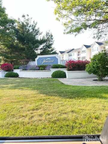 936 Waterford Drive, Edison, NJ 08817