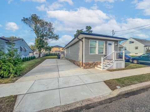 15 Birch Street, Port Reading, NJ 07064