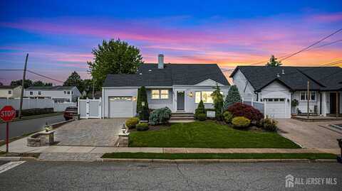 59 McKinley Avenue, Colonia, NJ 07067