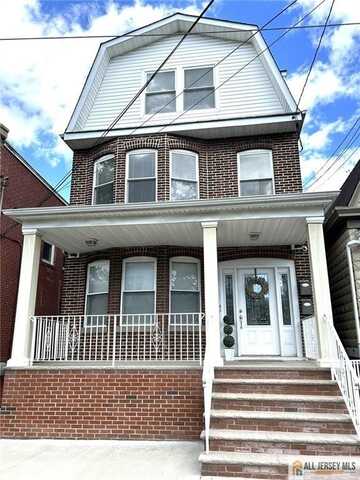 586 Jacques Street, Perth Amboy, NJ 08861
